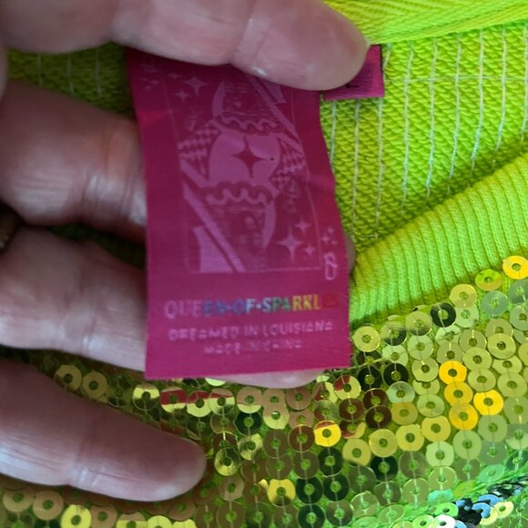 NWOT Queen of Sparkles the Grinch Sweatshirt - Picture 3 of 3